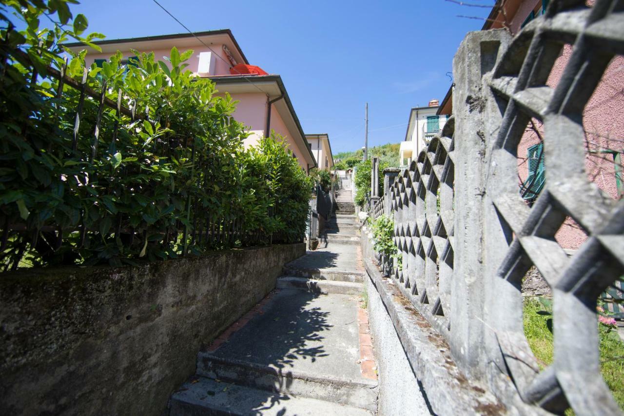 La Casa di Giada Villa La Spezia Luaran gambar
